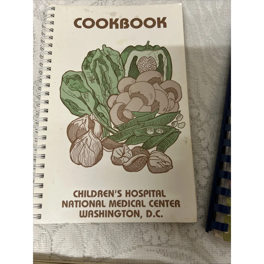 LOT OF 7 SPIRAL COOKBOOKS COMMUNITY LOCAL CHURCH  FORT BLISS VTG COOK‎ BOOK
